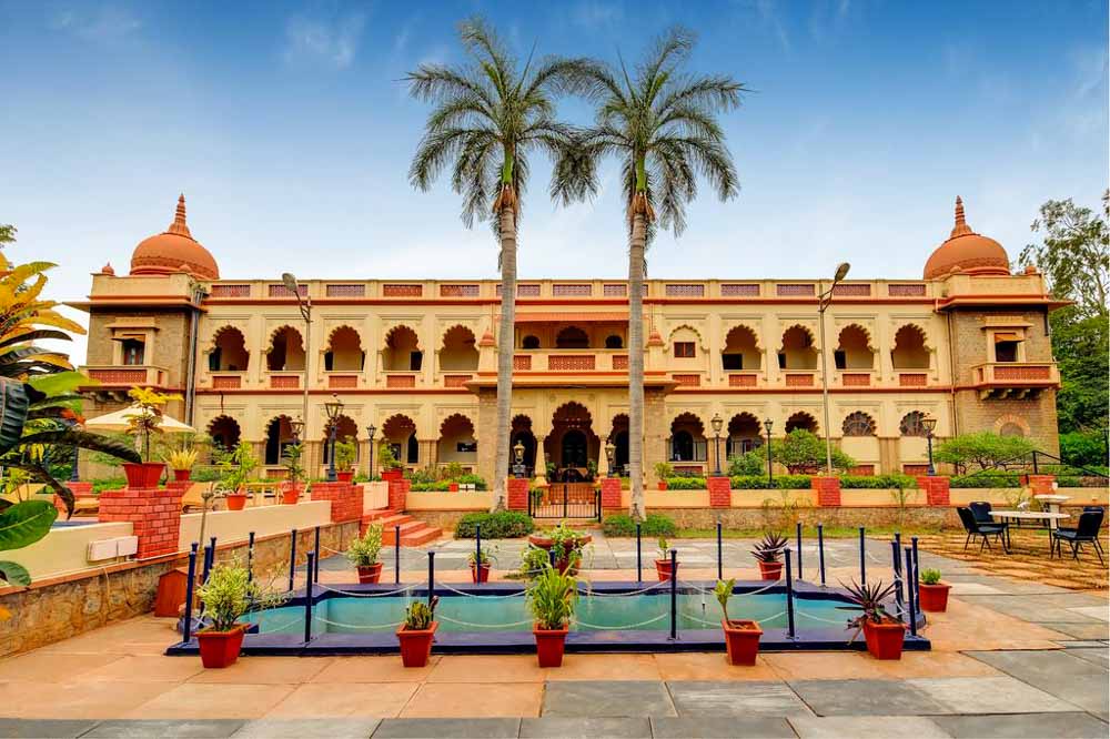 hoteles-de-lujo-en-Hampi-Shivavilas-Palace