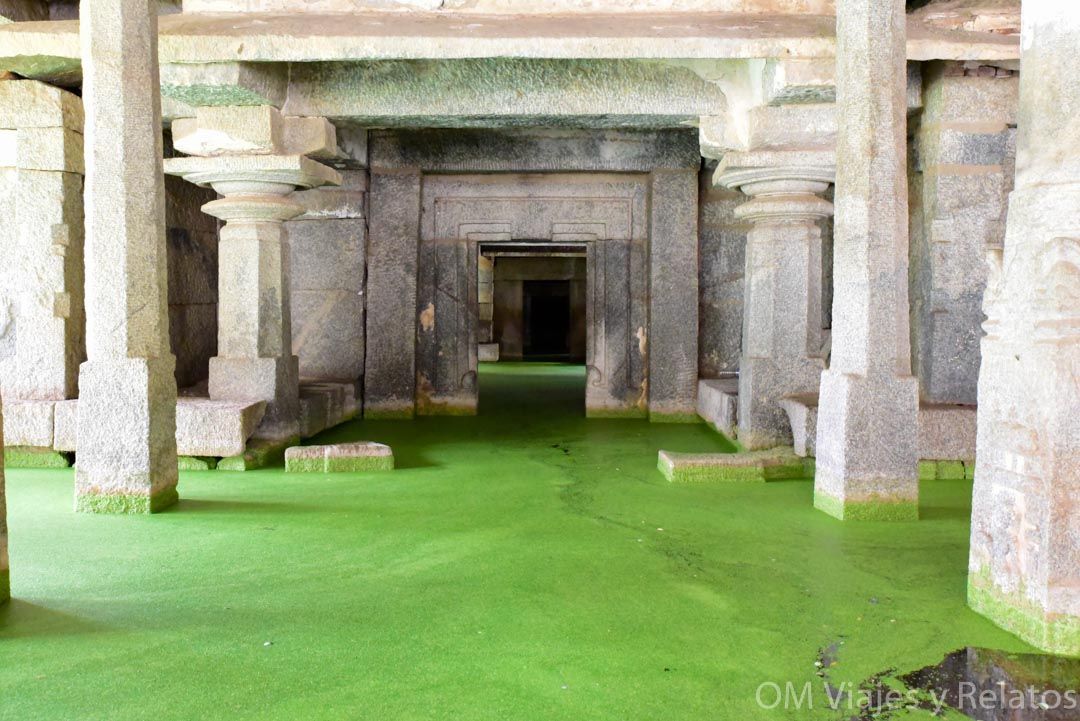 Shiva-underground-temple-India-Templo-Shiva