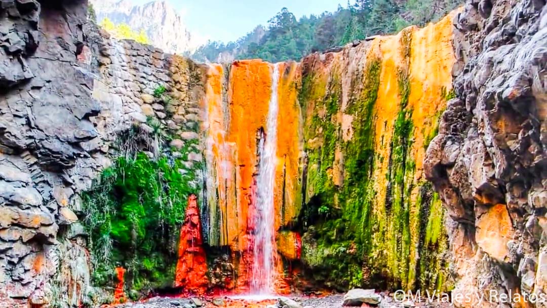 viajar a la Palma: Cascada de Colores en La Palma