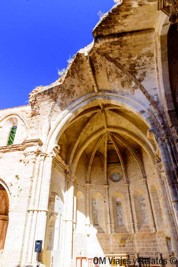Abadía-destruida-Monasterio-Piedra