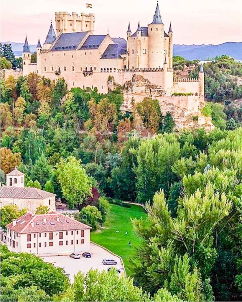 sitios-que-ver-cerca-de-Madrid-Segovia
