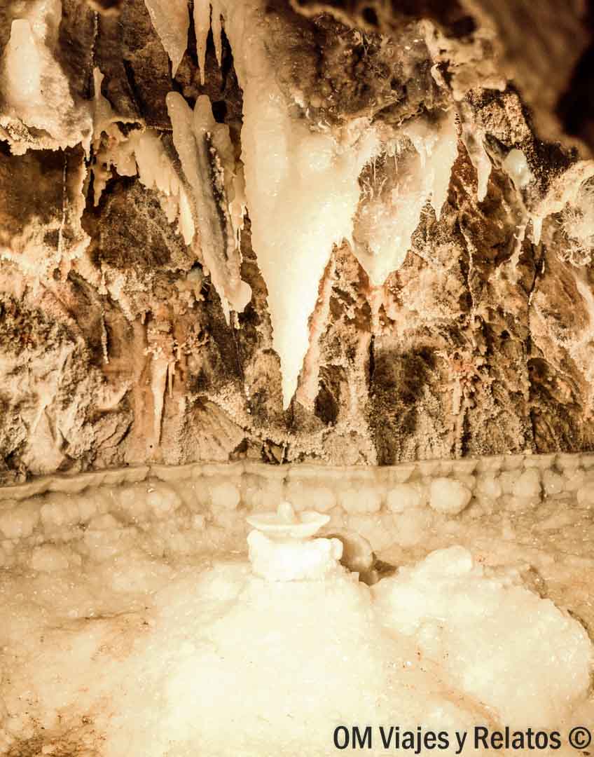 visita-a-la-gruta-de-maravillas-en-aracena