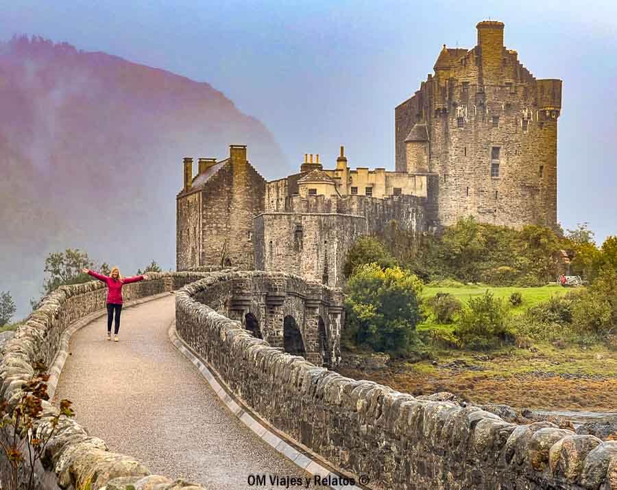 foto-mia-en-el-interior-del-Castillo-Eilean-Donan-en-Escocia-durante-la-visita