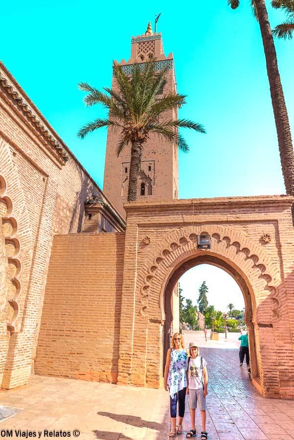 foto-de-mi-hijo-y-yo-en-nuestro-viaje-a-Marrakech-4-dias