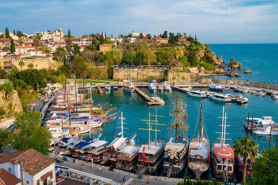 lugares-turisticos-de-Antalya-puerto-deportivo